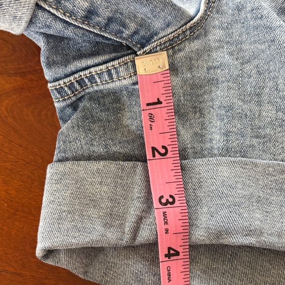 Hudson Los Angeles Mid-Rise Premium Denim Shorts with Cuffed Hem NWT.  14 - Picture 10 of 10